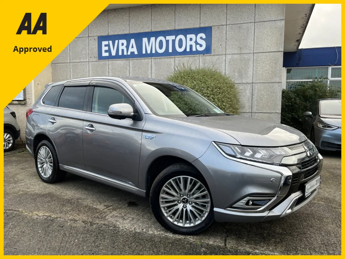 Mitsubishi Outlander 4WD G AUTOMATIC PLUG IN HYBRI - Image 1