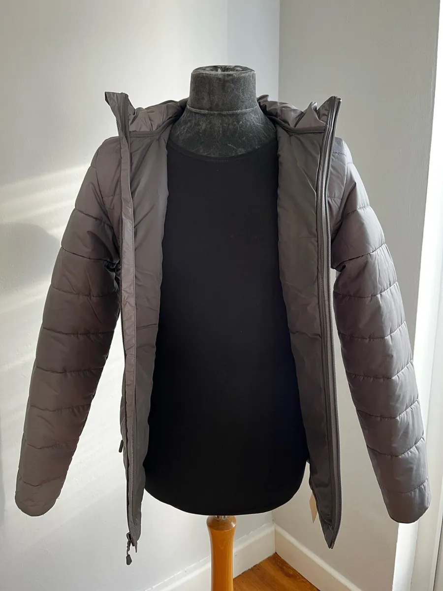 The North Face men’s hoodie - Image 4