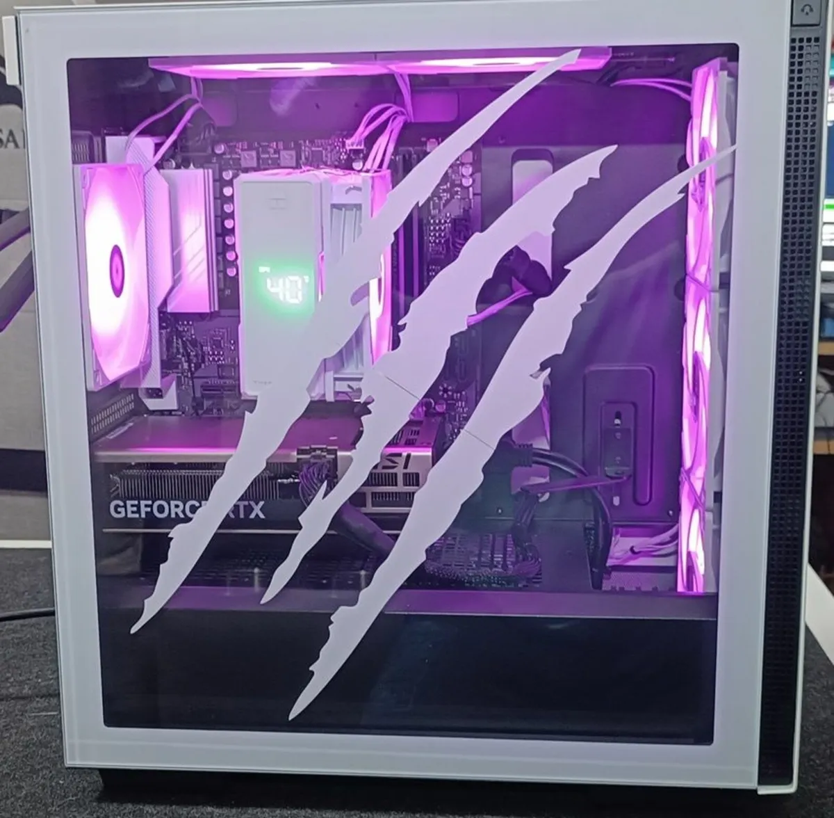 DeepCool White Ryzen 5 RTX 5060 Ti Gaming PC - Image 2