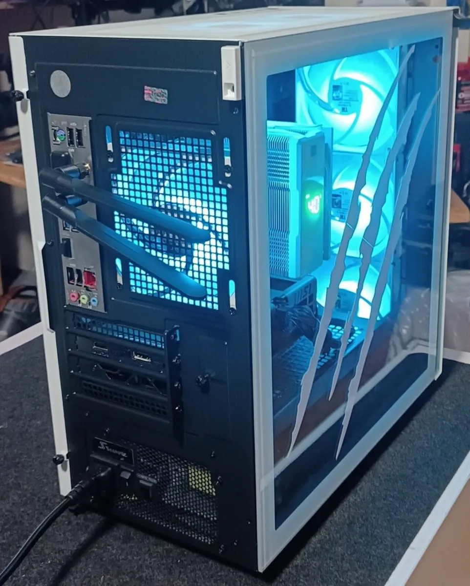 DeepCool White Ryzen 5 RTX 5060 Ti Gaming PC - Image 4