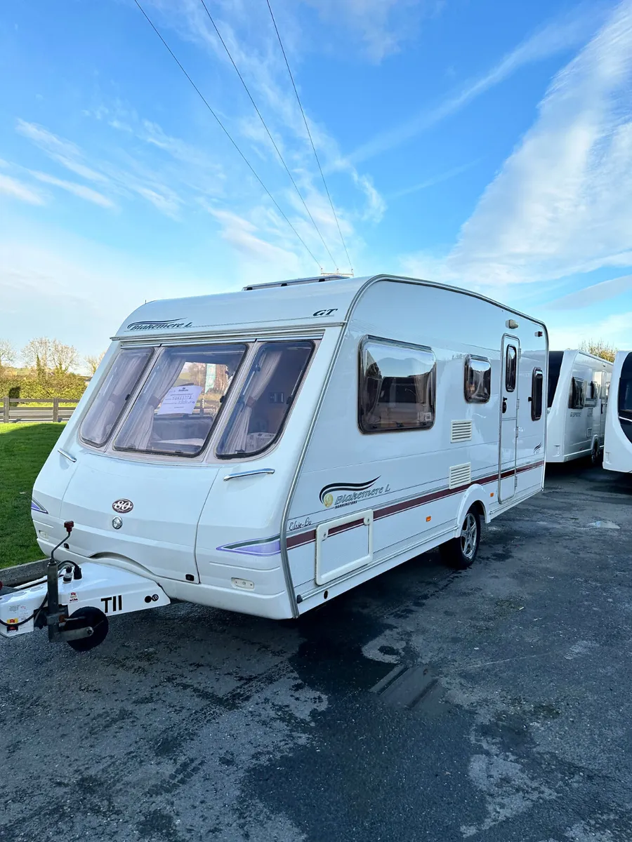 ✨BARGAIN SWIFT BLAKEMERE 4 BERTH FIXED BED✨ - Image 1