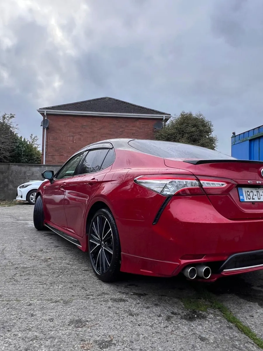 Toyota Camry 2018 WS - Image 2