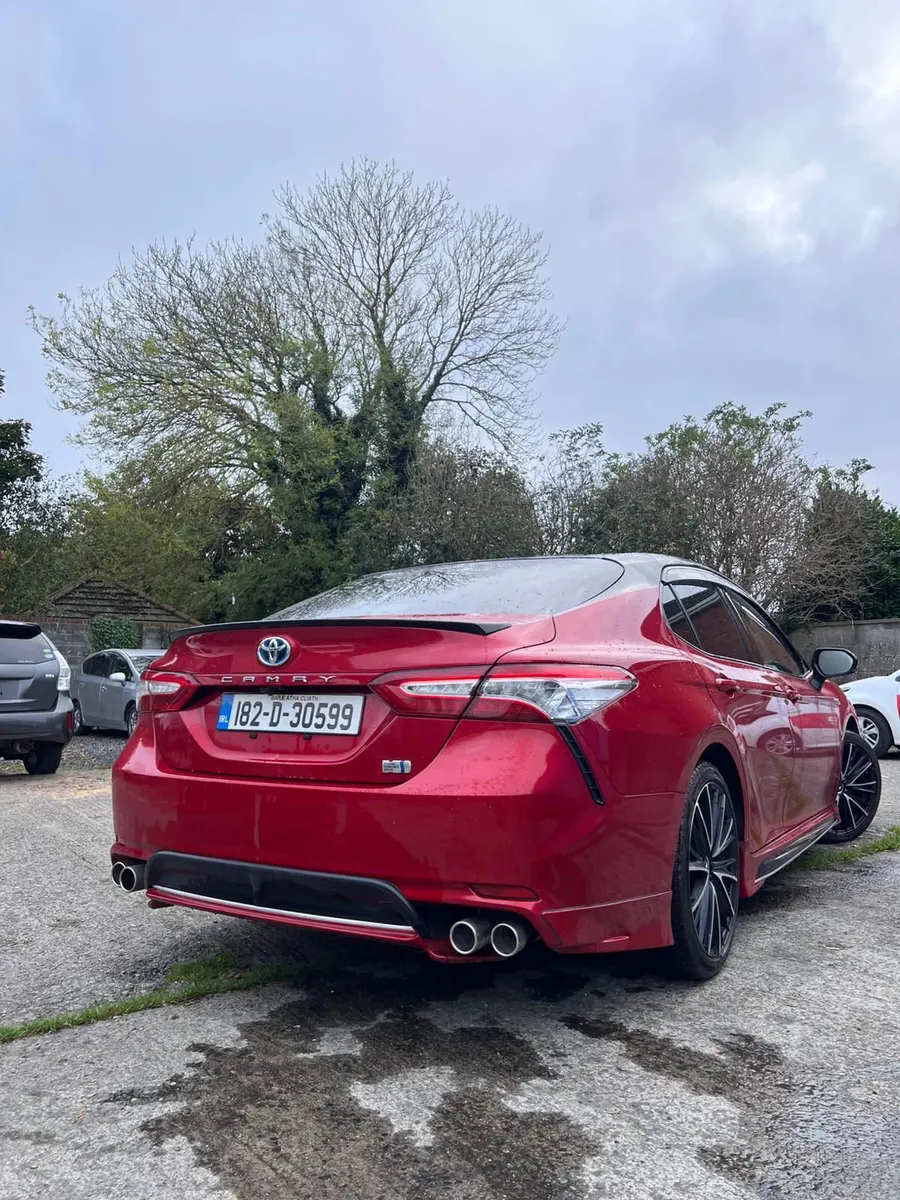 Toyota Camry 2018 WS - Image 3