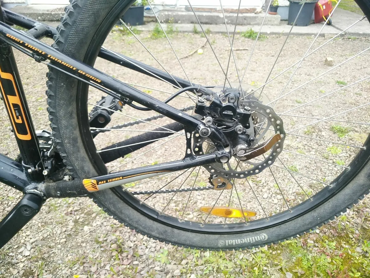 GT Avalanche 3.0 Hardtail XC/Trail - Image 4