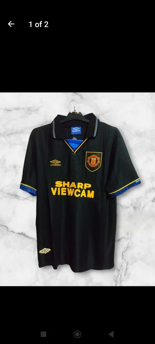 MAN UTD ( RETRO/ CANTONA 7 ) SIZE XL . - Image 2