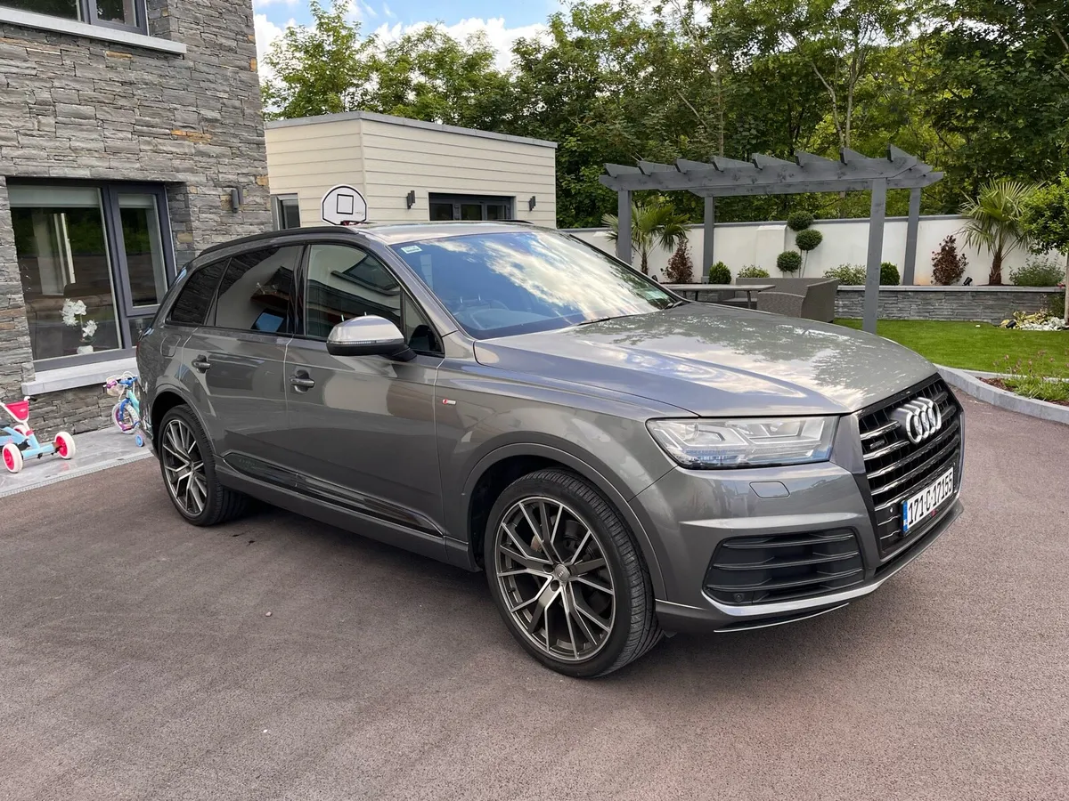 DEPOSIT TAKEN Audi Q7 TDI Quattro S-Line 7 Seater - Image 1