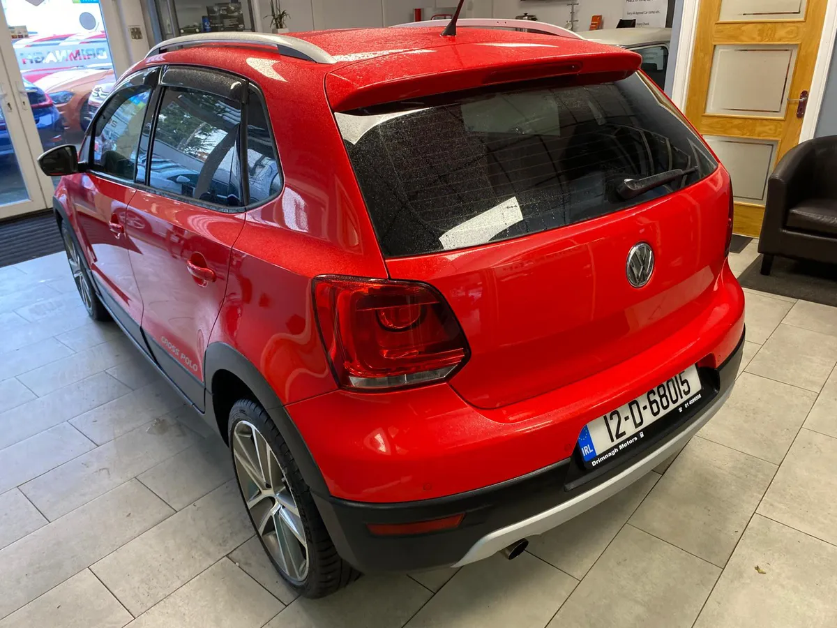 Volkswagen polo cross automatic - Image 3