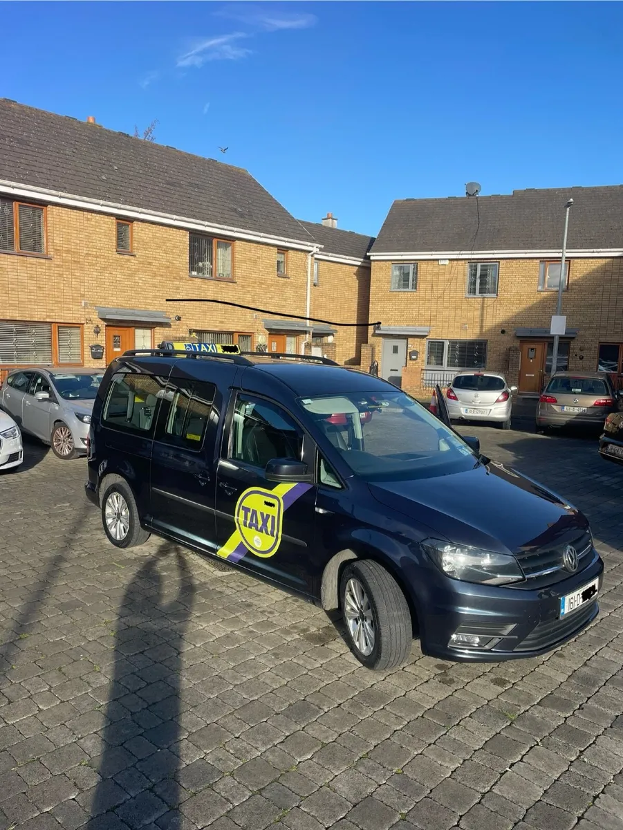 Volkswagen Caddy, Full TAXI includes WC PLATE - Image 4