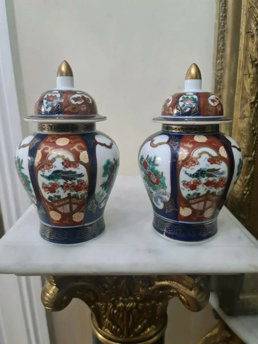 Vintage chinese lidded vases - Image 3
