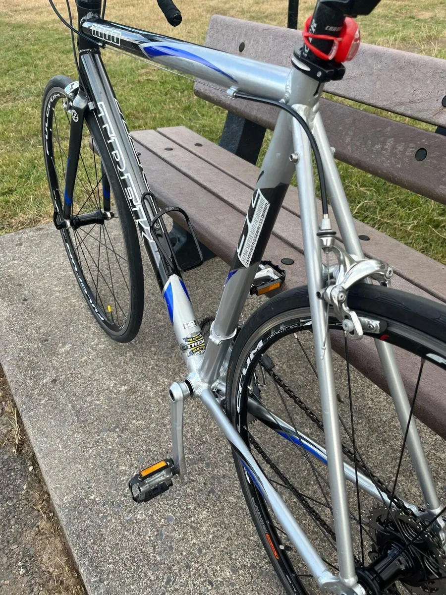 Trek 1000 Alpha SL Road bike. - Image 2