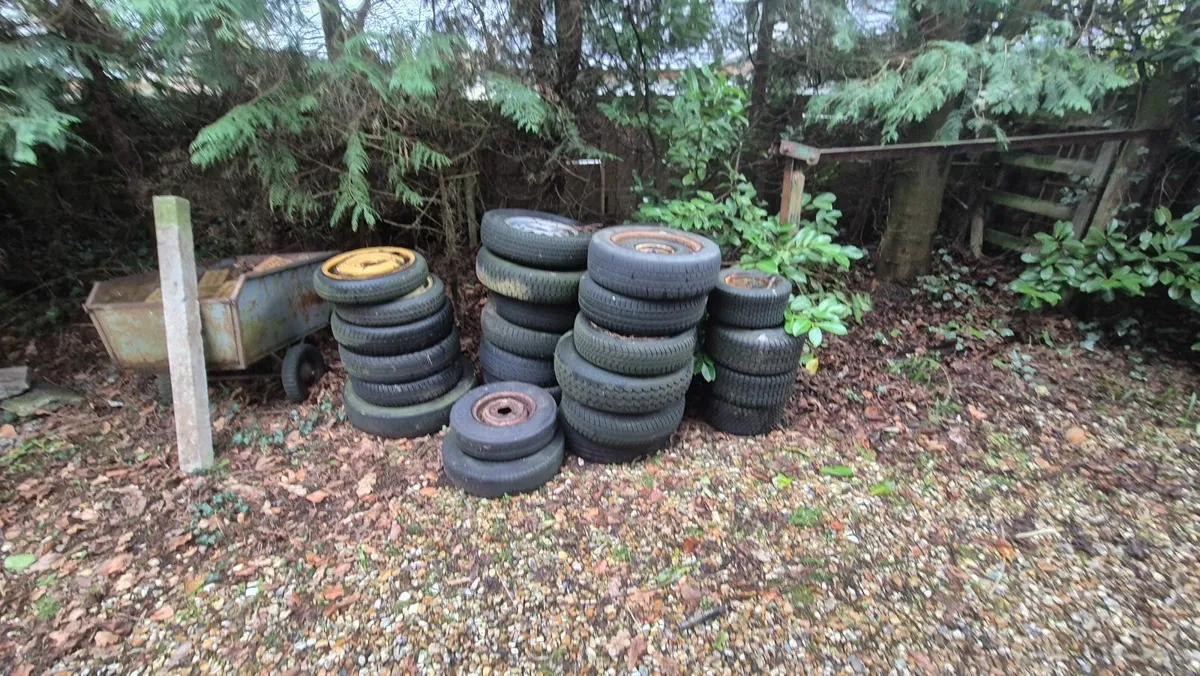 Tyres - FREE - Image 1