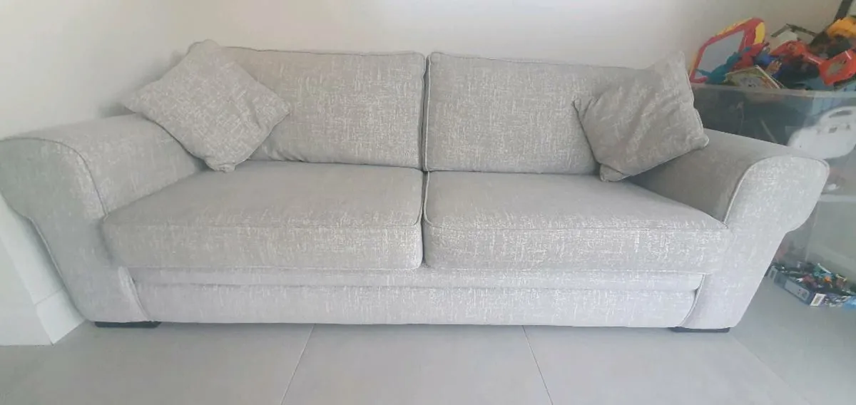 Grafton 3 Seater Couch - Image 1