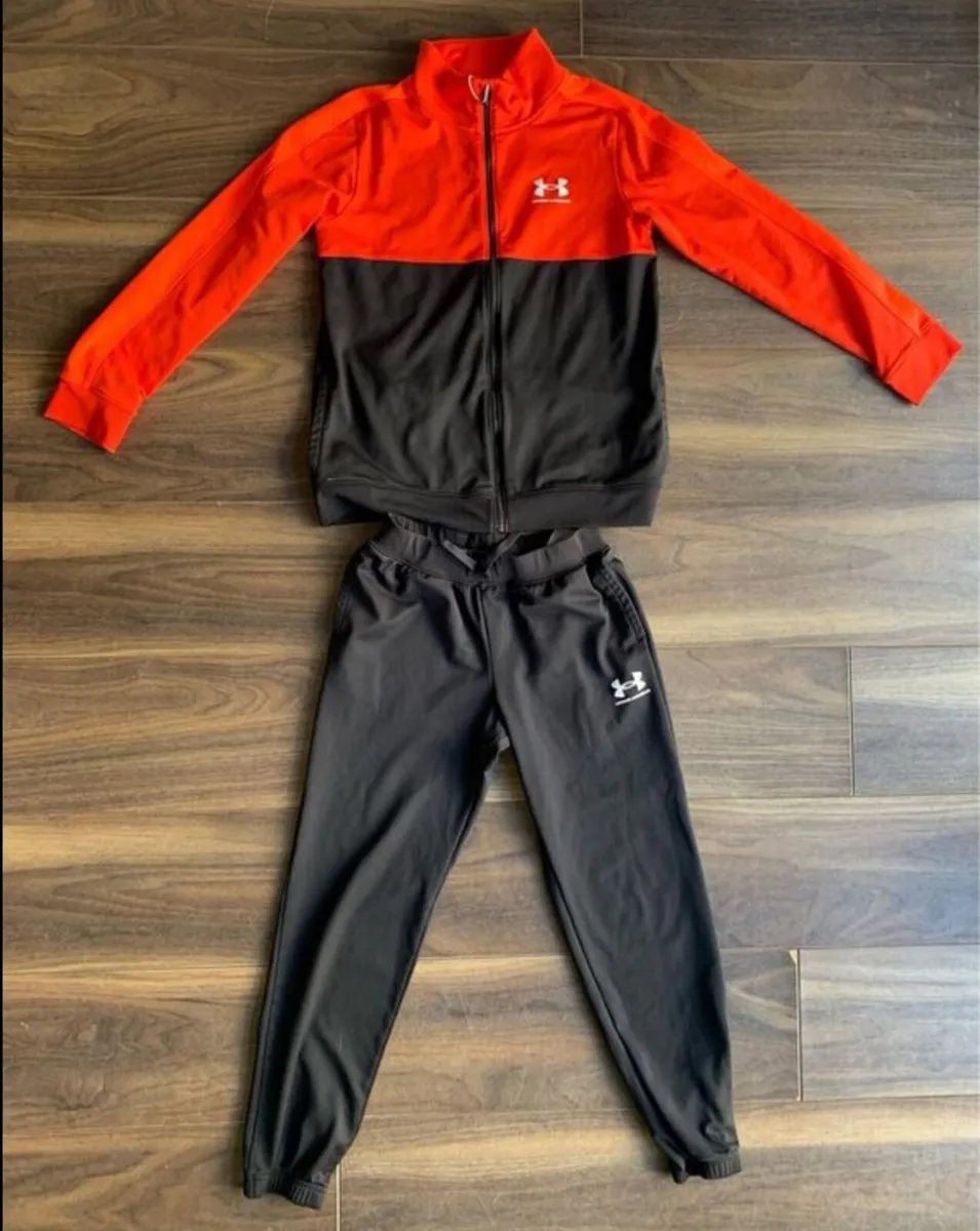 Under Armour Tracksuit 12-13yrs - Image 4