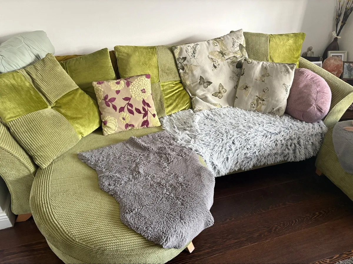 Couch - Image 1