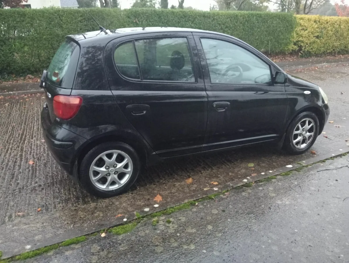 2005 Toyota Yaris  nct 03/26 tax 07/26 - Image 2
