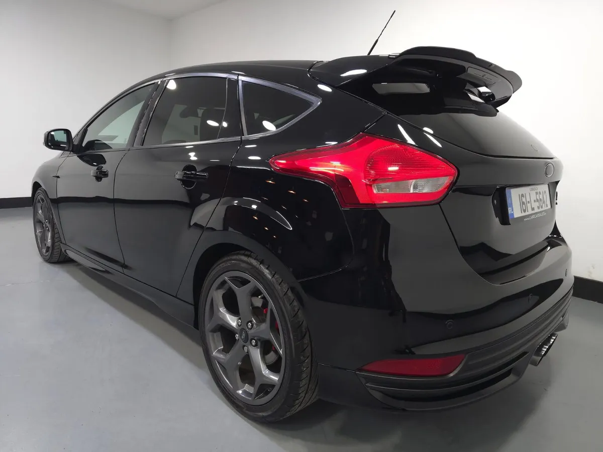 Ford Focus ST-3 2.0 TDCI - Image 2