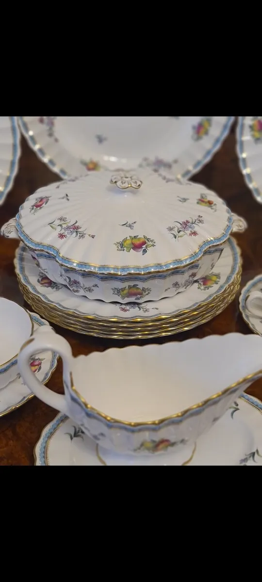 SPODE dinner service and teaset - Image 3