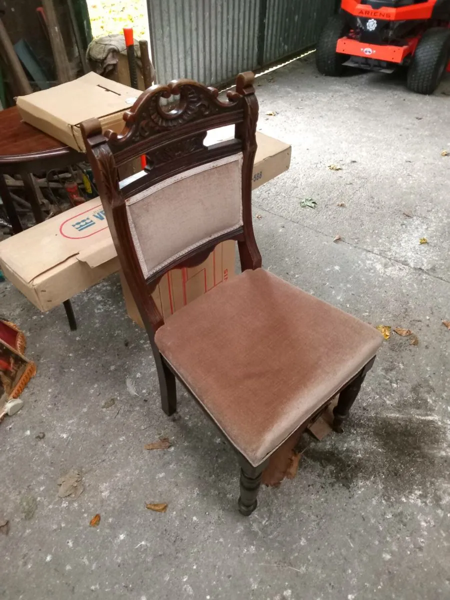 Antique chair - Image 2