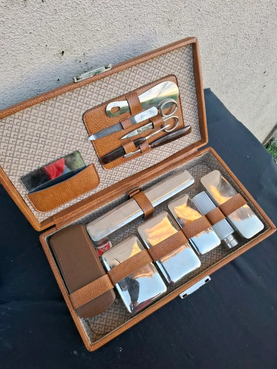 By post only vintage travel box - Image 2