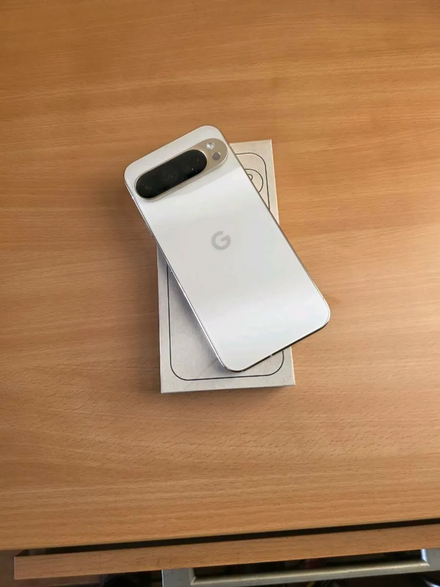 Google Pixel Pro 10 XL 256GB - Image 1