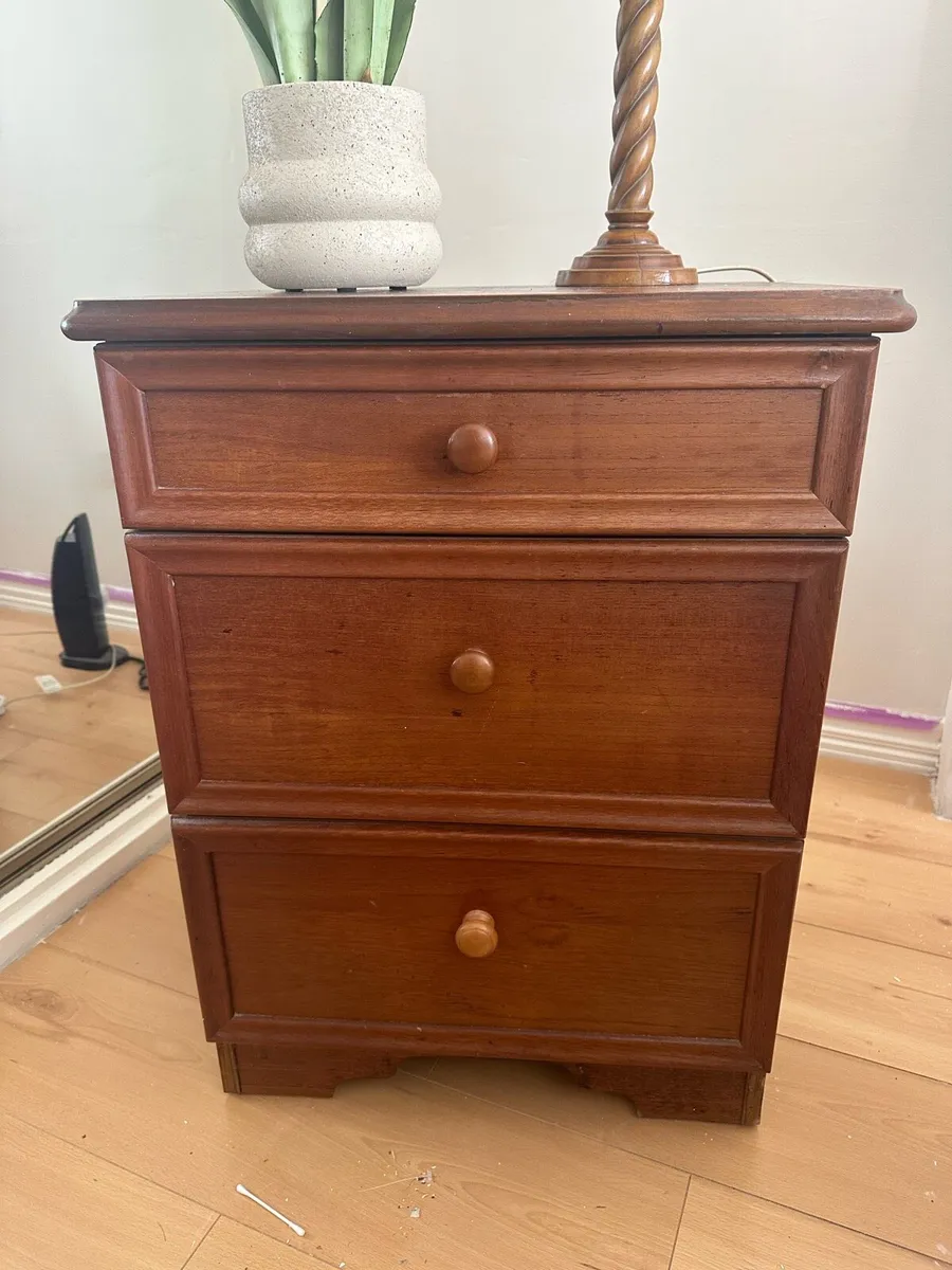 Rossmore Mahogany Bedroom Furniture - Image 2
