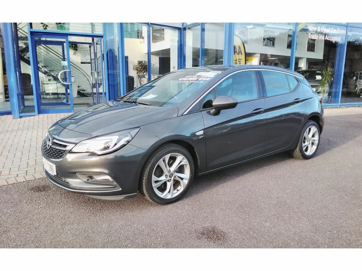 Opel Astra SRI 1.6 Cdti 110PS 5DR - Image 3