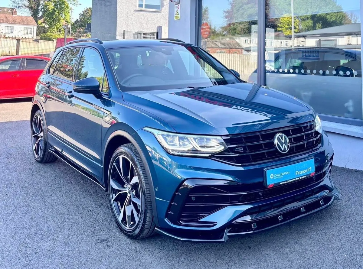 VW Tiguan 4Motion R-Line - Image 3