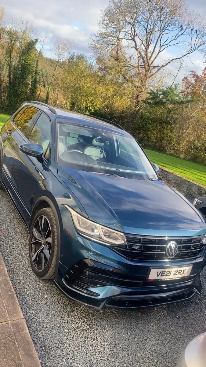 VW Tiguan 4Motion R-Line - Image 4