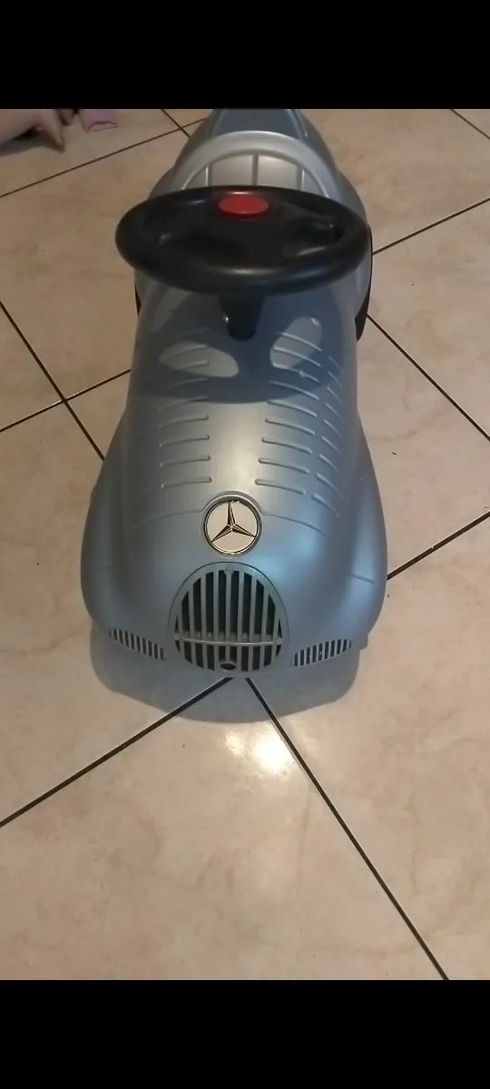 Mercedes toy car - Image 1