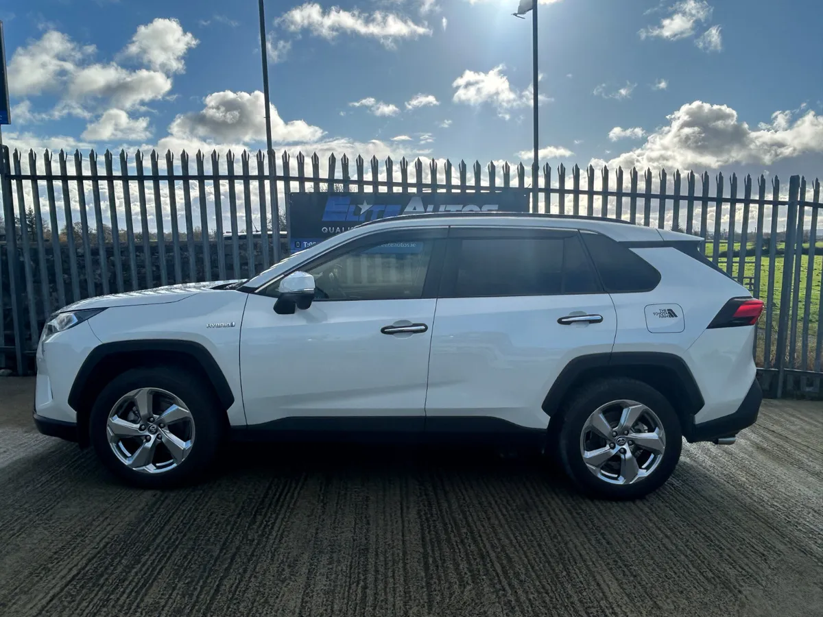 Toyota Rav4 AWD Hybrid Huge Spec 2020 - Image 3