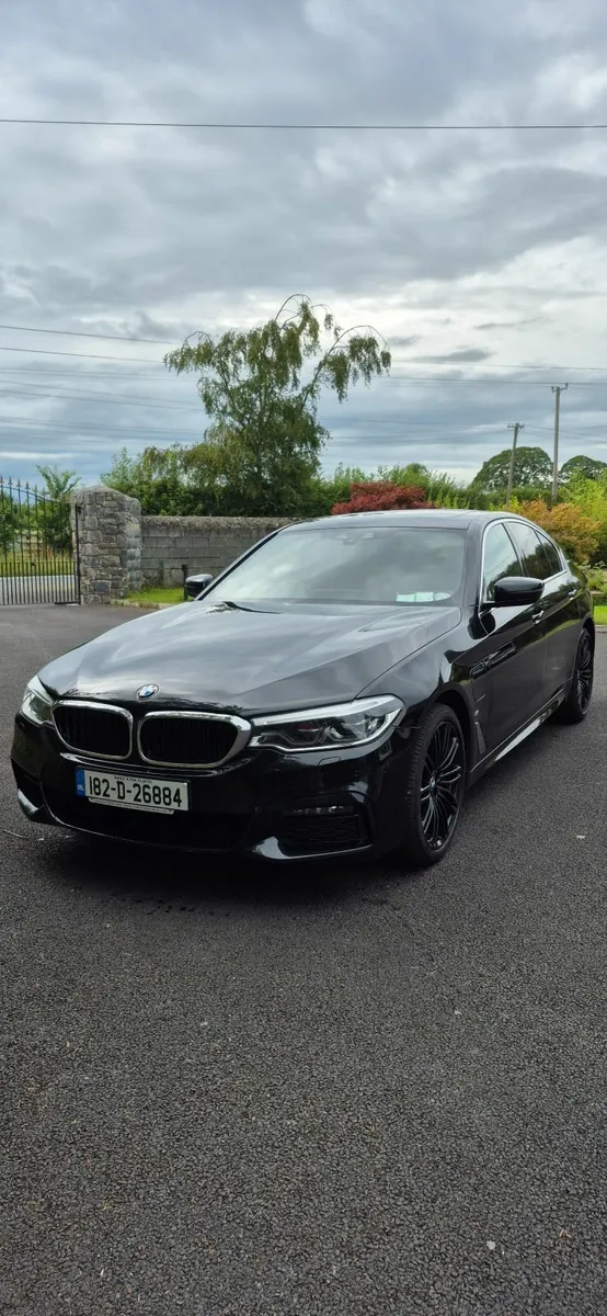BMW 5-Series 2018 - Image 2