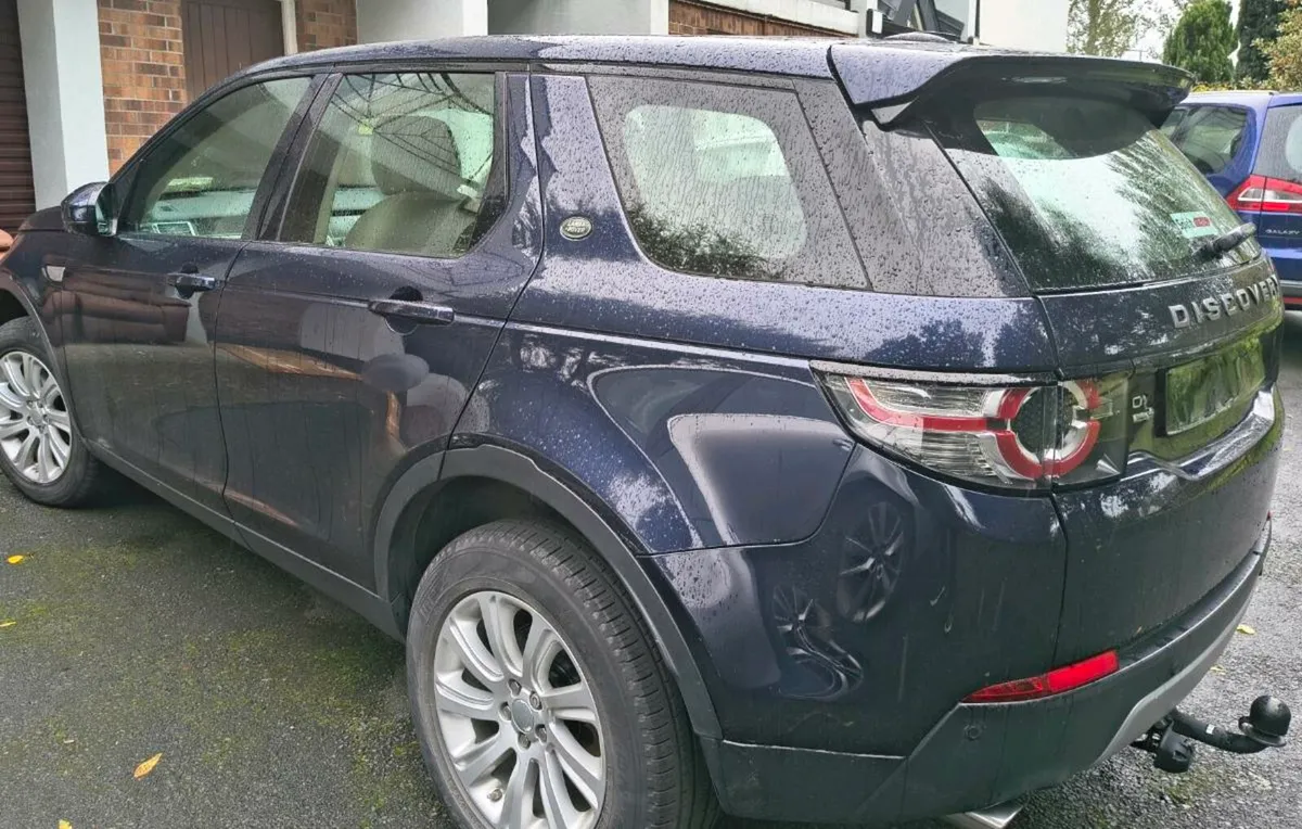 Car - Image 3
