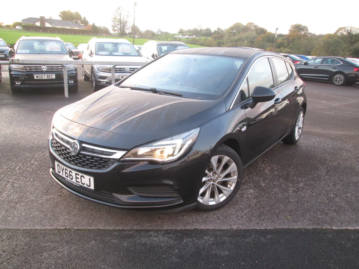 2016  VAUXHALL  ASTRA  1.6  CDTI  DESIGN  5DR - Image 2
