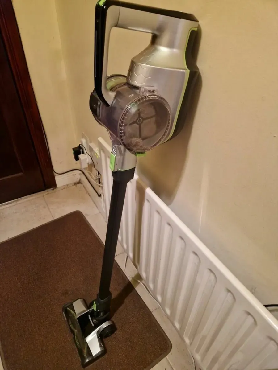 Vax Blade Cordless TBT3V1H1 Vacuum Cleaner - Image 1