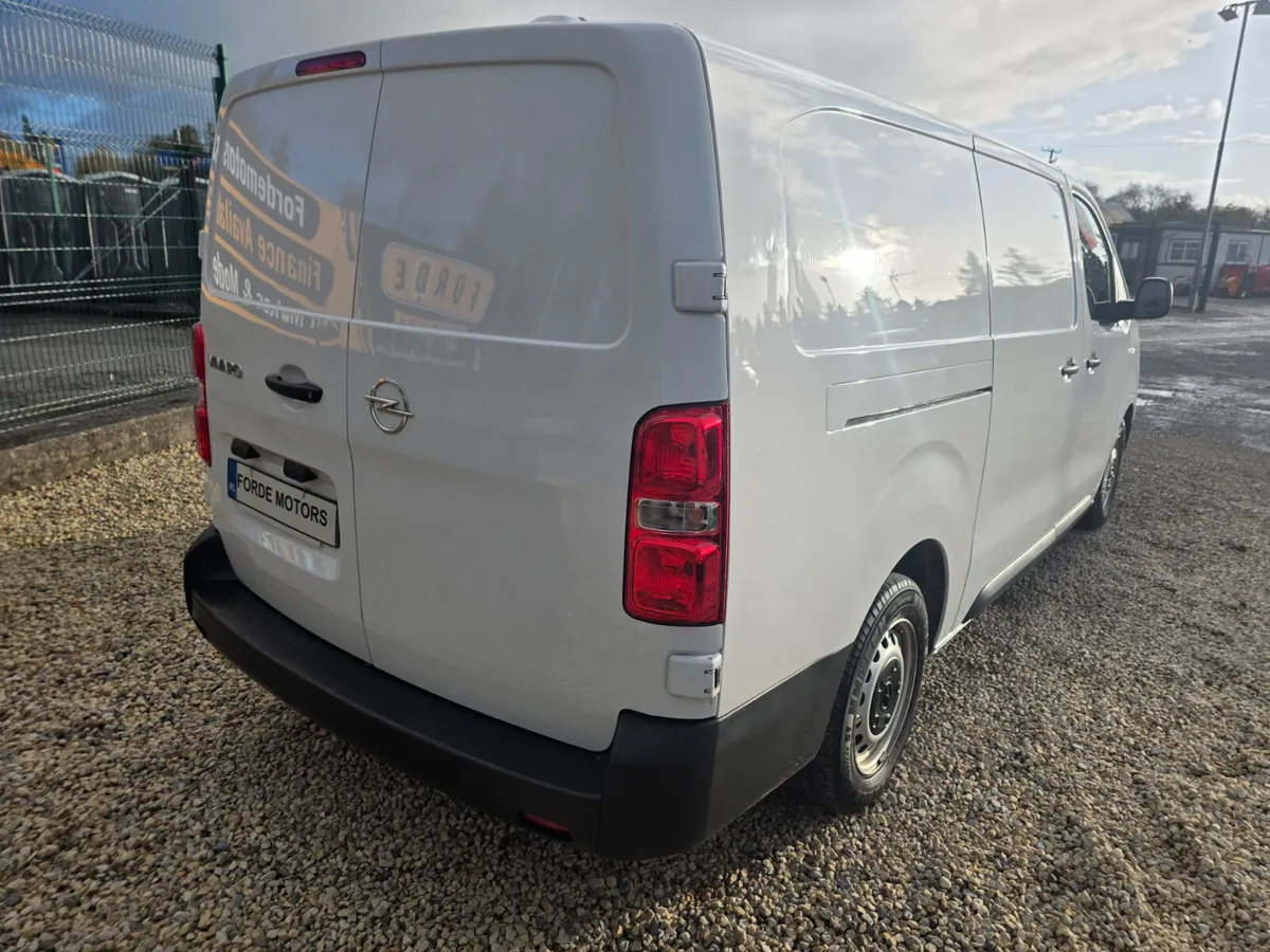 Opel Vivaro 2022 - Image 4