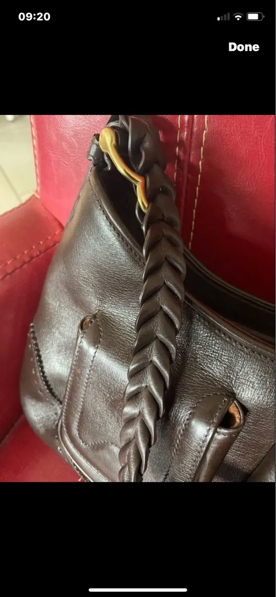 Vintage Chesneau Leather Shoulder Bag - Image 4