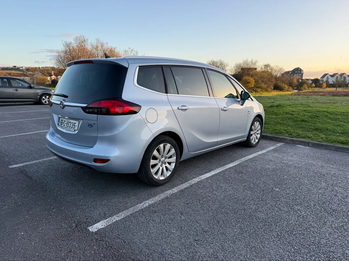 Vauxhall Zafira 2016 , low mileage, NCT and TAX - Image 4