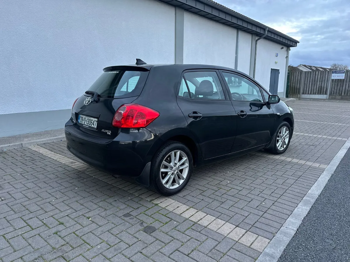 Toyota Auris 2009 1.3 petrol. Tax12/25 nct - Image 3
