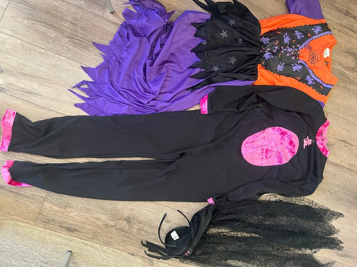 Halloween costumes - Image 4