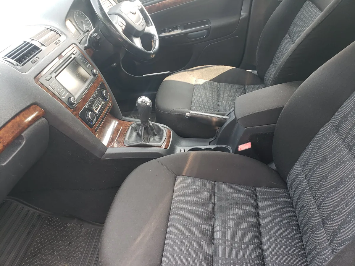 Skoda Octavia 2012 - Image 3