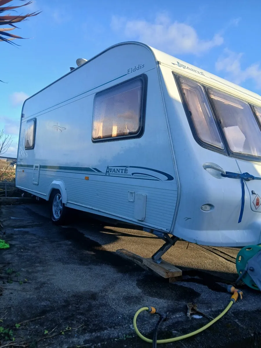 Caravan - Image 3