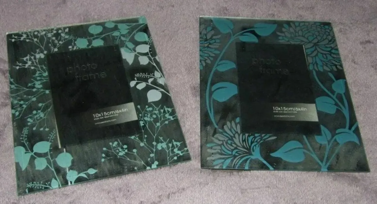 BNWT Harrods Glass Photo Frames - Image 2