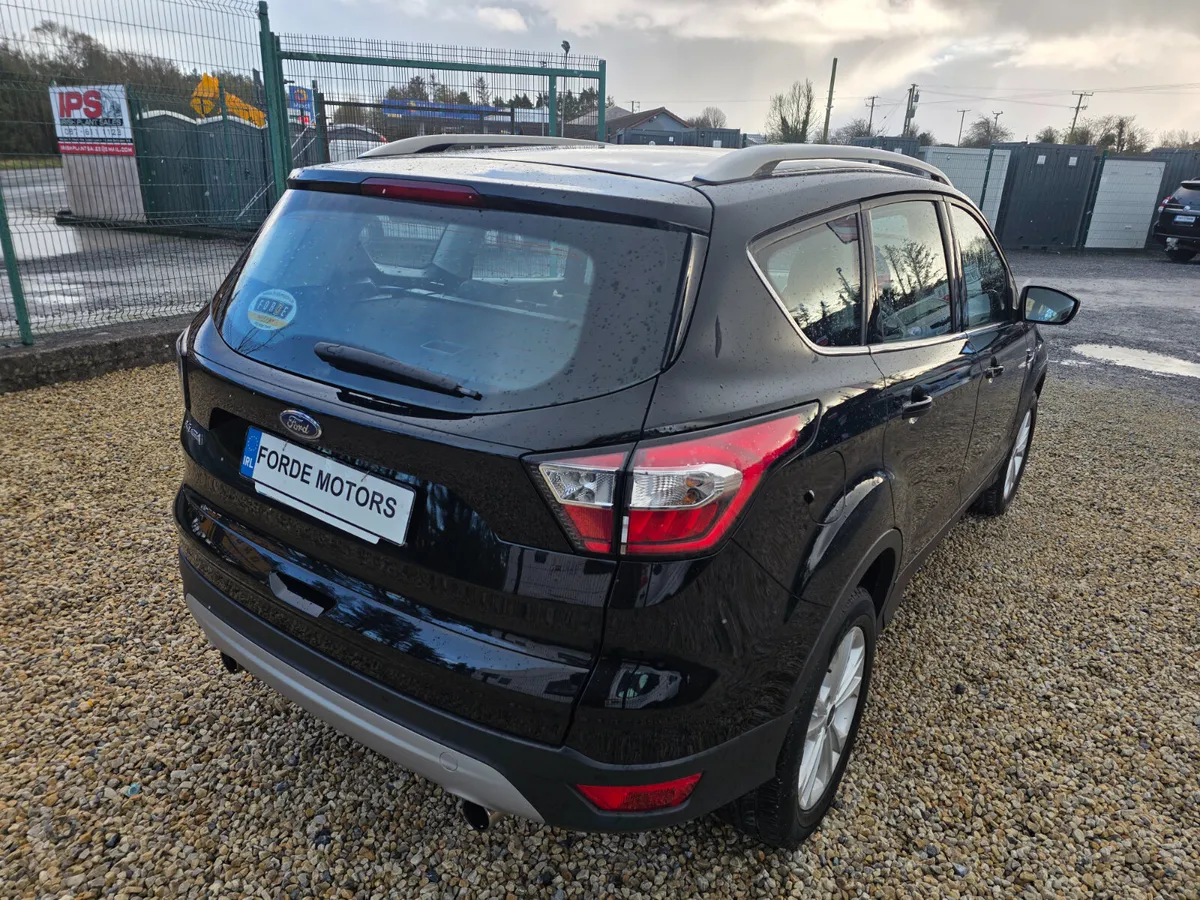 Ford Kuga Titanium 1.5 Diesel 2019 - Image 4