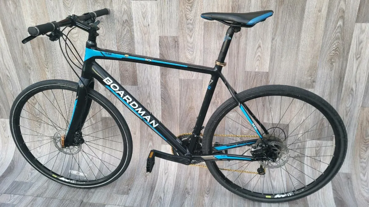 BOARDMAN FLAT HANDLEBAR RACER - Image 1