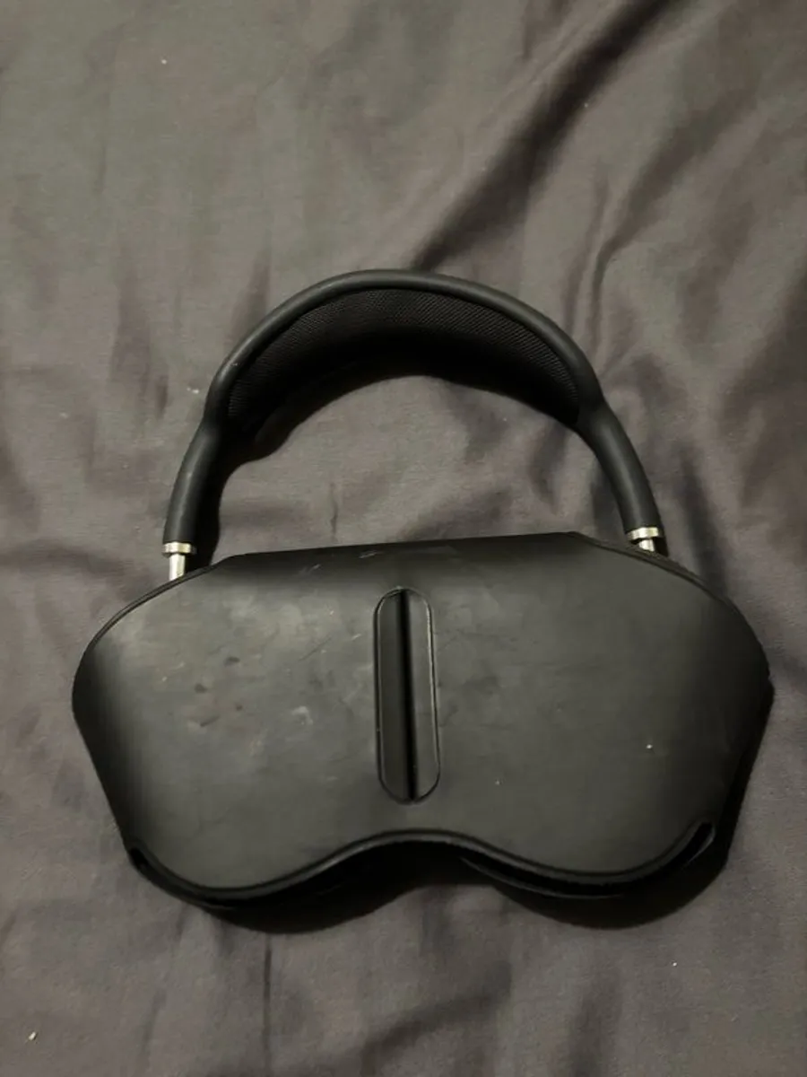 headphone - Image 2