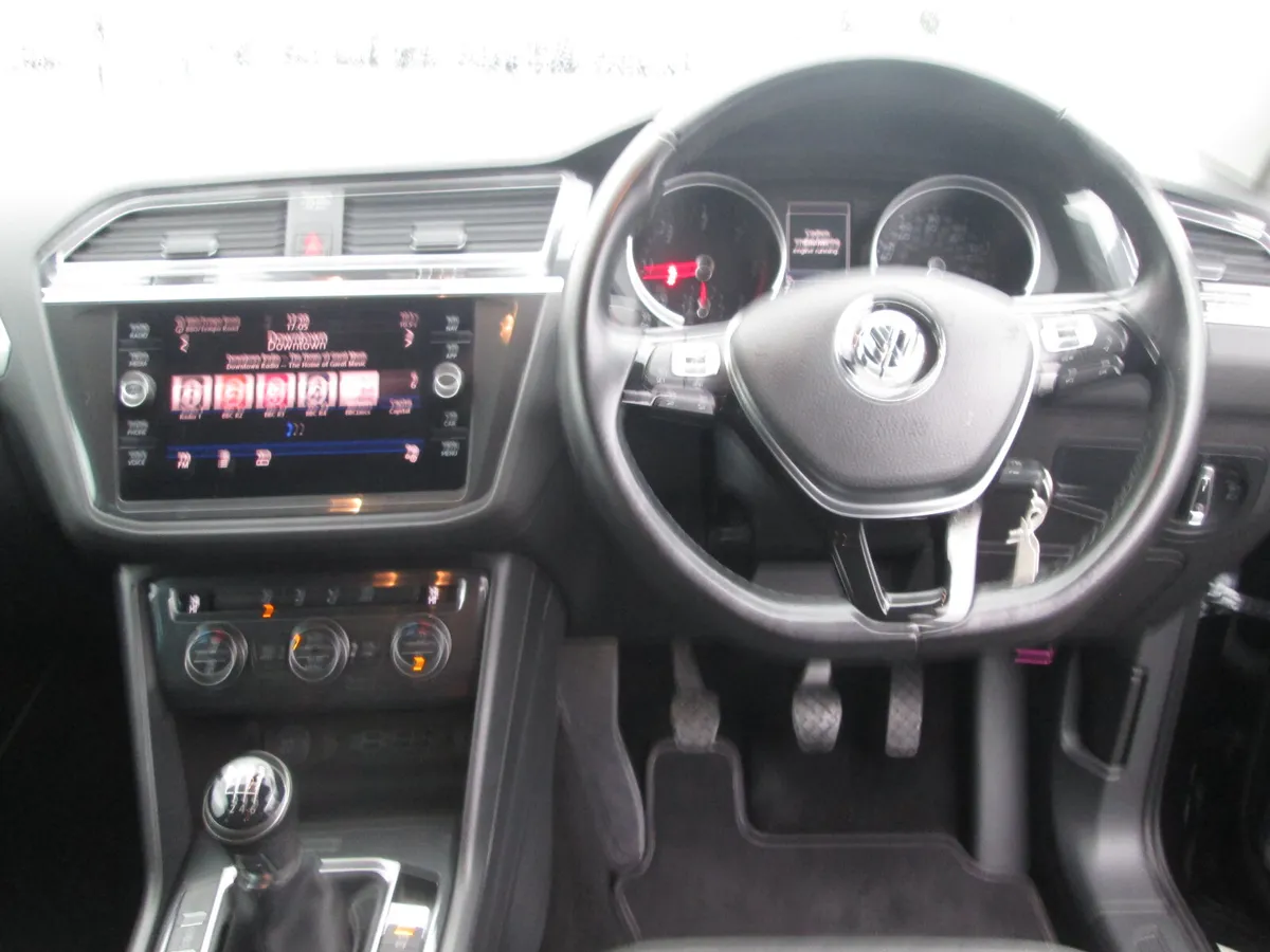 2020  VOLKSWAGEN  TIGUAN  2.0  TDI  MATCH  5DR - Image 1