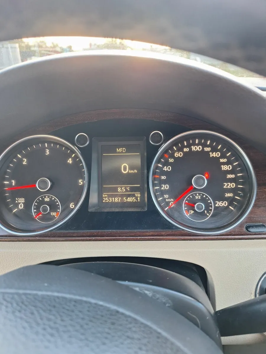Volkswagen Passat highline - Image 3