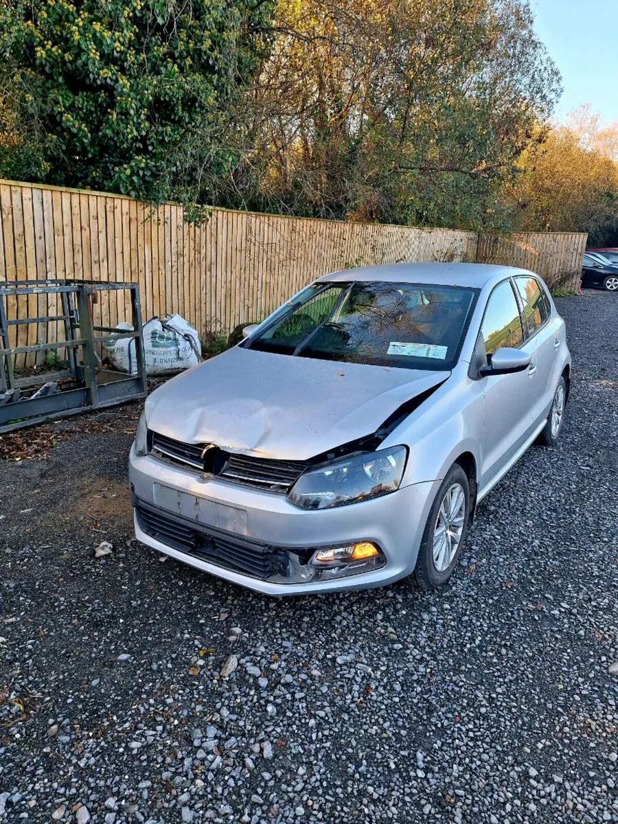 151 VW POLO 1.0 PETROL - Image 1