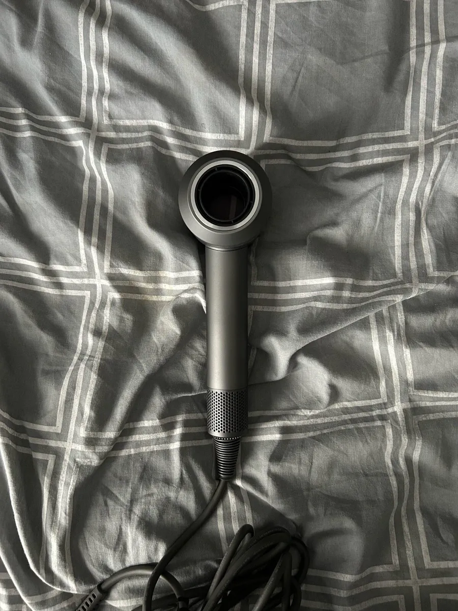 Dyson Supersonic Hair dryer - Image 4
