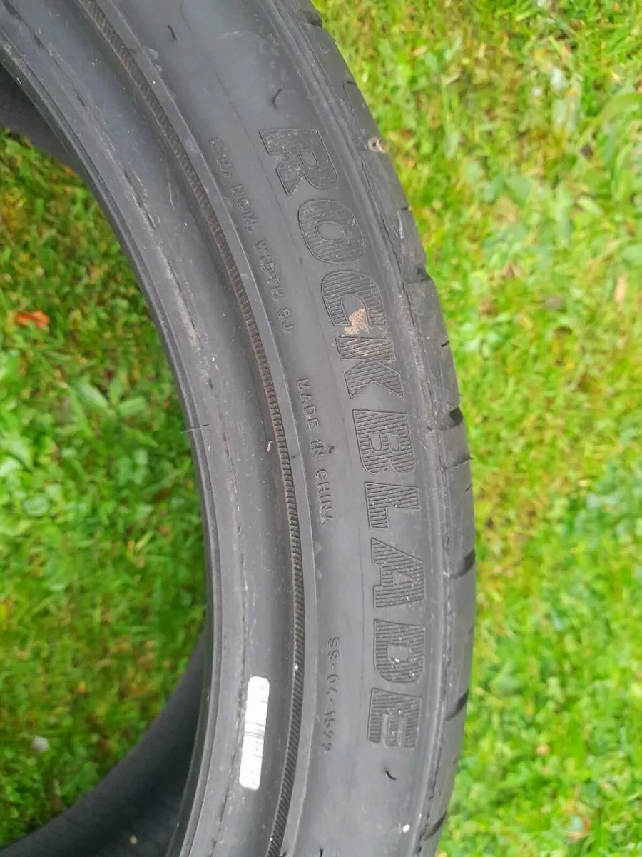 225/40/18 Tyre x1 In perfect condition - Image 3